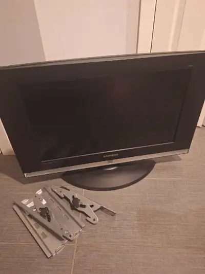 Samsung TV 26", View more