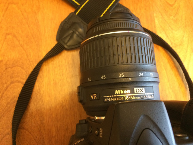 Nikon D90 1 lens and sling bag in Cameras & Camcorders in Cole Harbour - Image 4