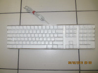 Apple Macintosh Keyboard Model A1048 for G3/G4/G5 Circa 2005