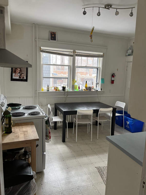 Room for Sublet May-August 2024 in Short Term Rentals in City of Halifax - Image 2
