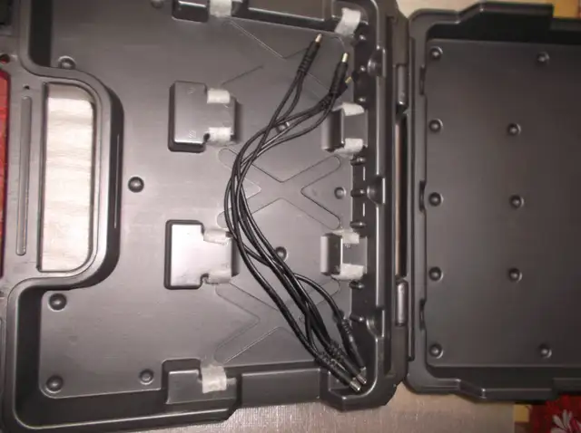 Boss 3 pedals case in Amps & Pedals in Sherbrooke - Image 3