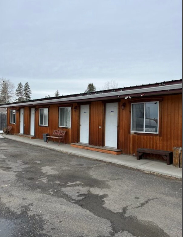 Unit #3, 4003 Cariboo Hwy 97 for RENT in Long Term Rentals in 100 Mile House
