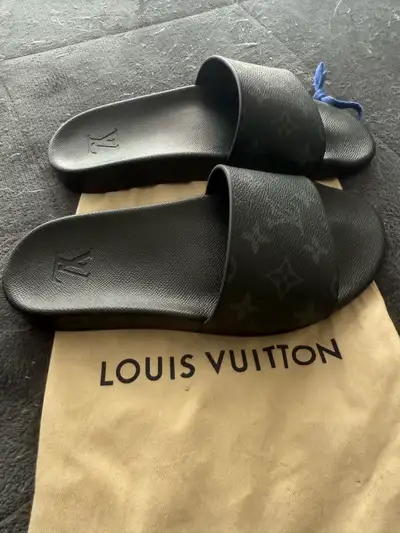 Louis Vuitton mule slides men’s belt men’s wallet, View more