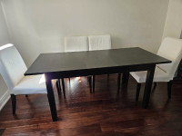 Preowned Dining Table and chairs set