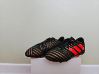 Junior Messi soccer cleats, size: 1