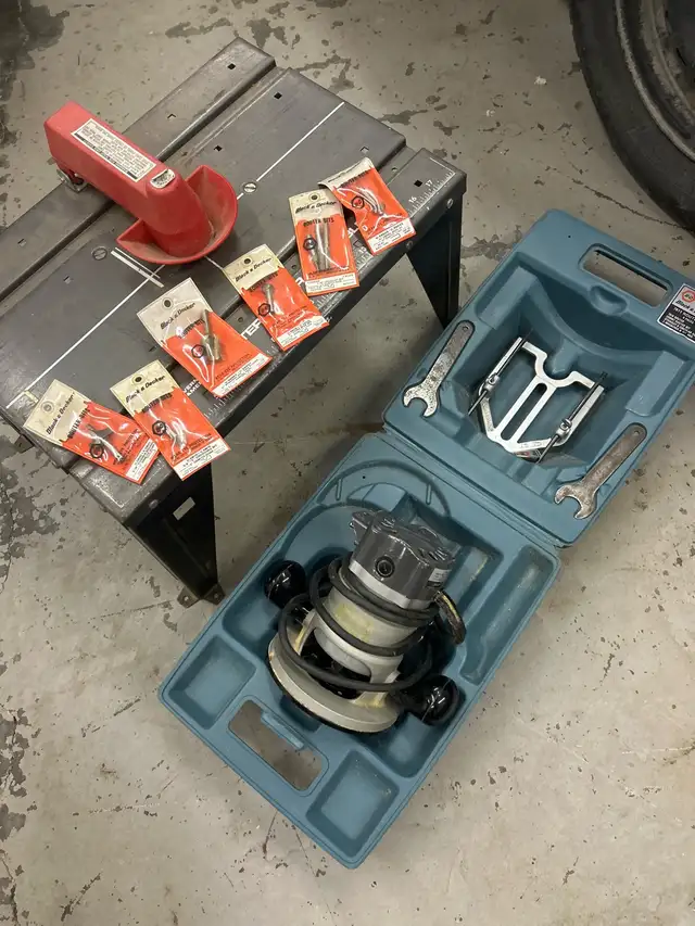 Black & Decker corded Router  in Power Tools in Bedford - Image 2