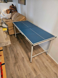 Solid ! 3/4 size foldable ping pong table 