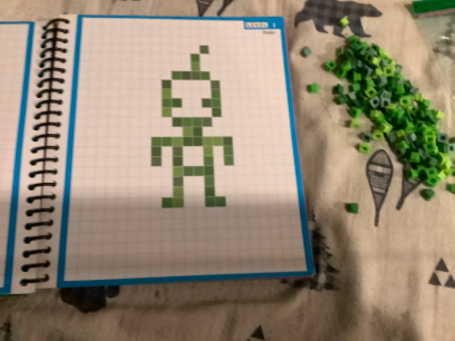 Kids pixel art book in Children & Young Adult in St. Catharines - Image 2