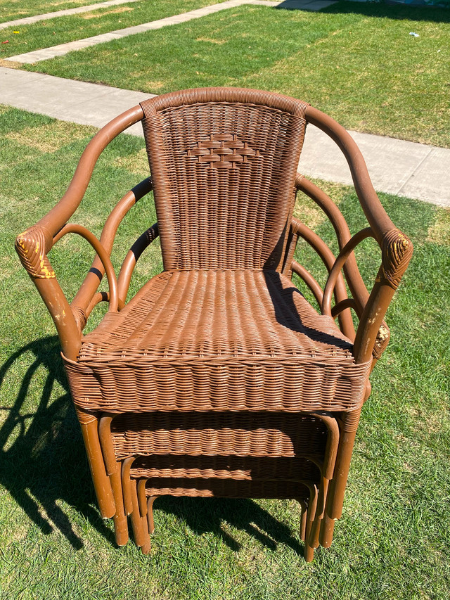 Bamboo garden chairs in Patio & Garden Furniture in Edmonton - Image 3