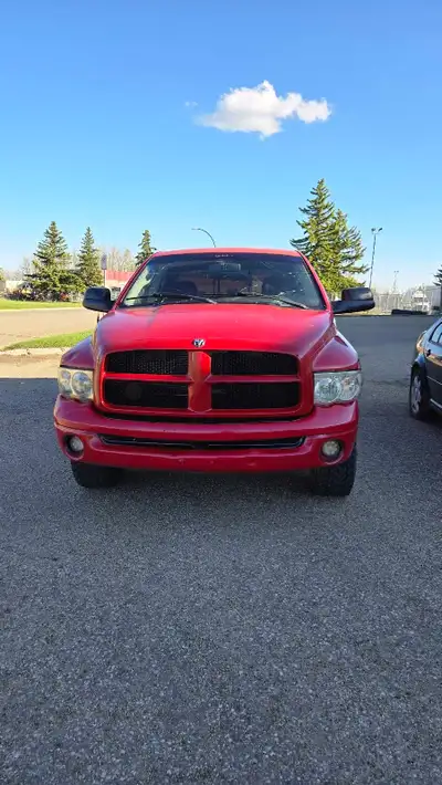 This is my 2002 ram 1500 equipped with the 5.9l 360 V8 with floor shift 4×4 it has 255k on the dash...
