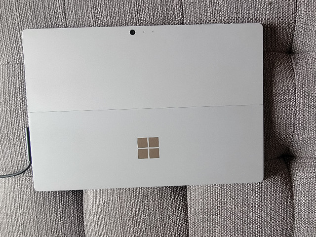 Microsoft Surface Pro 4 with Windows 11 Pro in iPads & Tablets in Thunder Bay - Image 4