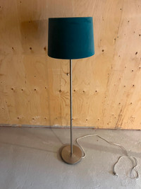 Lampe sur pied