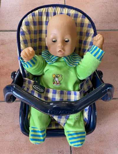 POUPÉE AVEC SIÈGE GRACO - JOUET , View more