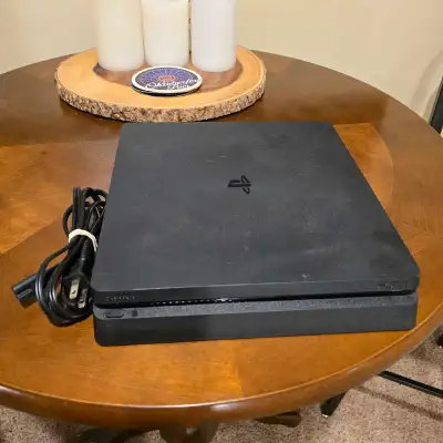 Pick up only in Fort Saskatchewan. Cash only. Comes with power cable and 500gb console only. No cont...