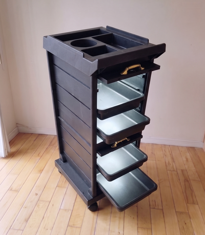 Salon Rolling Station on wheels in good condition, View more