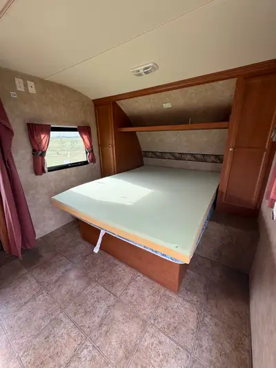 the interior is in great condition but needs a piece of flooring in the bathroom, 2 windows and some...