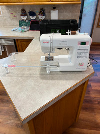 Janome 4030 QDC Sewing Machine - Like New Condition