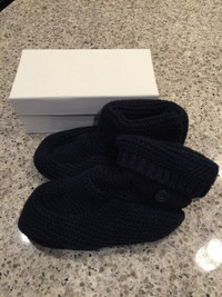 BabyGap knit booties (NEW), 6-12 months