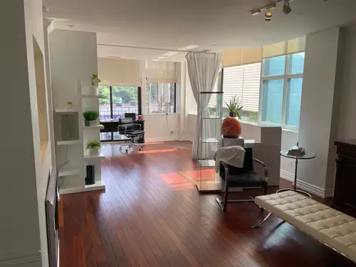 1246 Yonge st. 2nd floor suite Premier Toronto Midtown commercial suite on Yonge St ( just south of...