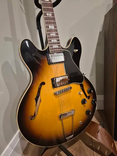 Barely a mark on it. Completely original. Extremely good condition for being 48 years old! Plays and...