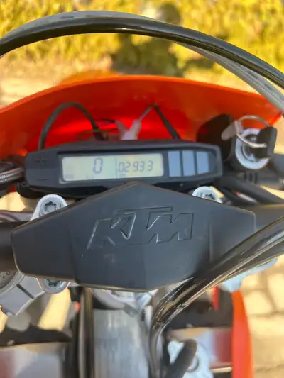 2022 350 EXC F Original owner Bikes in good shape 60 hrs/ 3000 km Street legal Extra air filters ava...