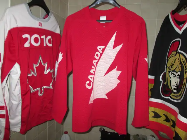 Mens ccm bike$25 as is/egypt/chair trade4 samsung/iphone9-13 in Road in Ottawa - Image 9