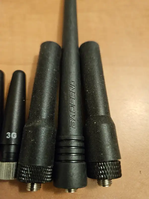 Assorted radio antennas in General Electronics in Ottawa - Image 3