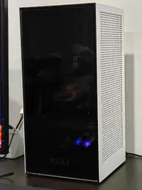 9700k w/ RX 6600 Mini Gaming PC