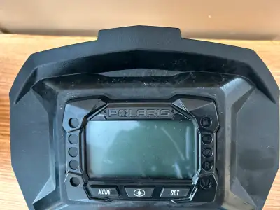 Swapped out this gauge on 2024 Polaris XCR 850. Brand new never used. Works on all Polaris snowmobil...