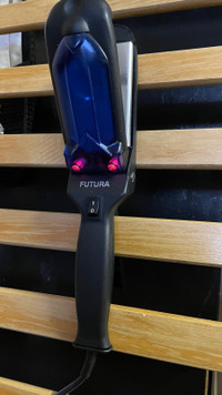 Futura hair straighteners Wide / Fer à lisser