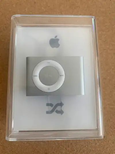Vintage M-Player iPod Shuffle 2GB Silver with accessories (New), View more