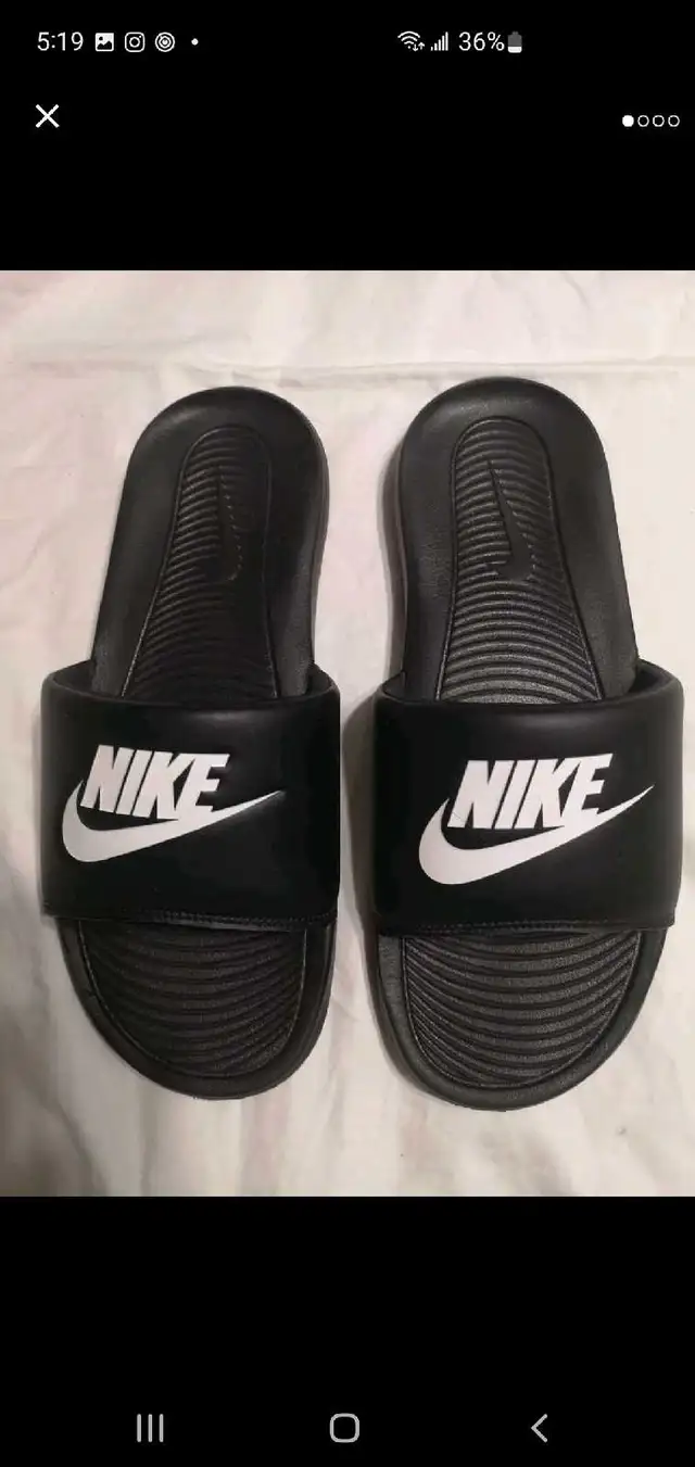 NEW NIKE MENS SIZE 11 SLIDES SANDLES in Men's Shoes in Barrie - Image 2