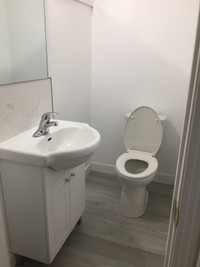 Great room, private half washroom, near Southgate LRT