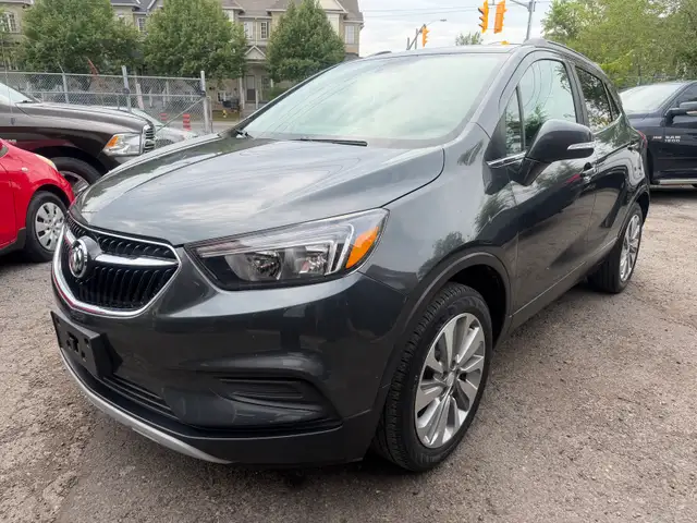 2018 Buick Encore. A tiny one owner SUV. CERTIFIED, WARRANTY in Cars & Trucks in City of Toronto - Image 4