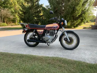 Vintage 1976 Yamaha XS360C, fresh lube oil and oil filter, cleaned and rebuilt carburetors, new carb...