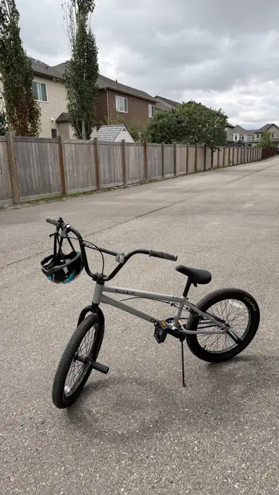 CAPIX Villain 20” BMX Bike – Barely Used, View more
