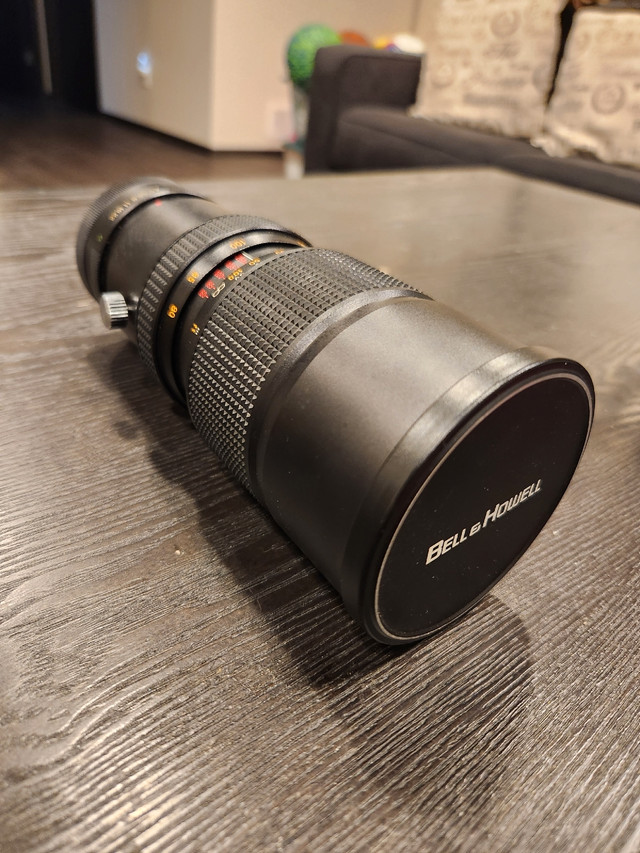 Bell & Howell Telephoto Lens in Cameras & Camcorders in Winnipeg