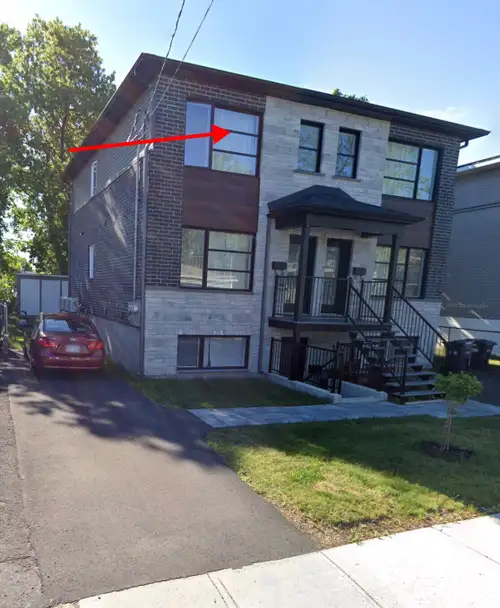 Magnifique 2e étage 5 1/2 dans un Triplex moderne libre le 1ier Juillet Situé à Longueuil Construire...