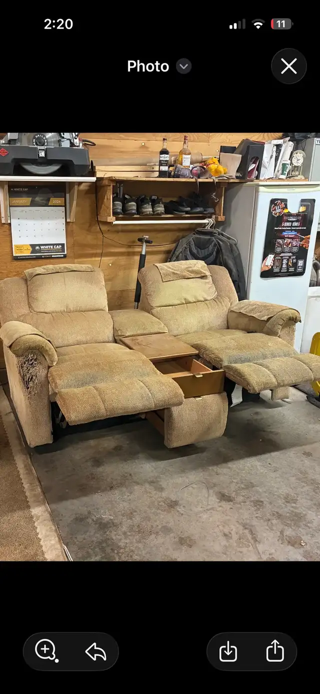 moving sale  in Kitchen & Dining Wares in Charlottetown - Image 6