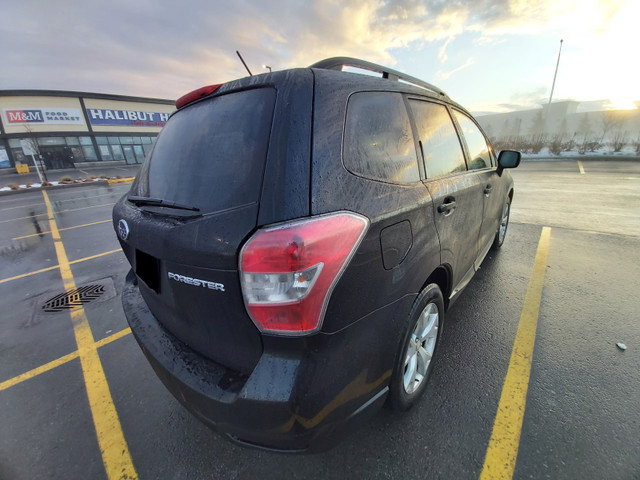 Subaru Forester 2015 - (SALE AS IS) PRICE REDUCE QUICK SALE!!! in Cars & Trucks in Gatineau - Image 2