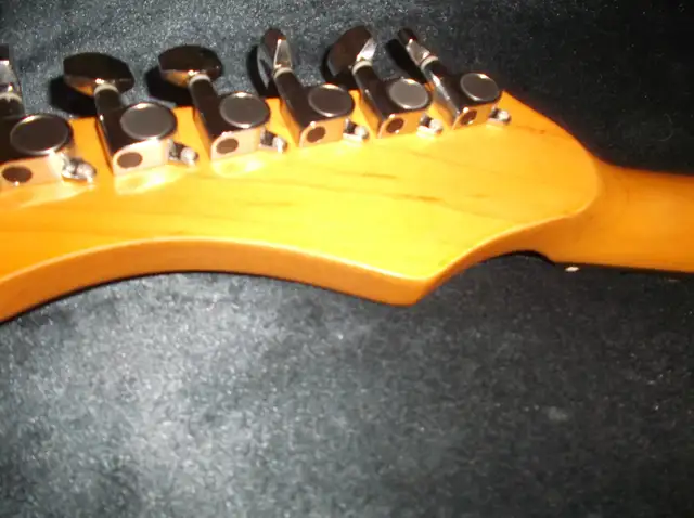 Guitare électrique STAGG model T-serie in Guitars in Sherbrooke - Image 6