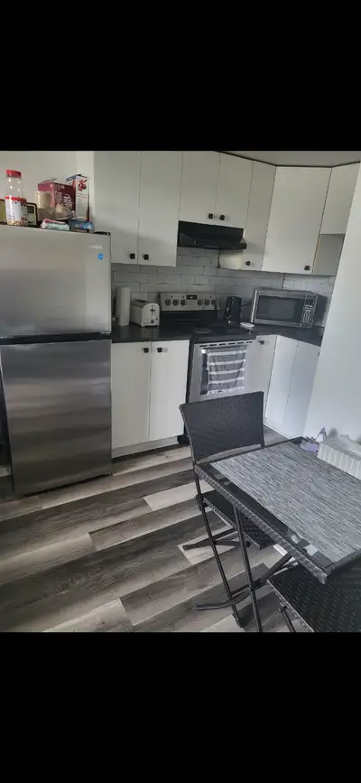 Studio tout inclus céder bail métro Papineau