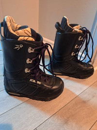 75$ NOW! Forum Men size 8 snowboard boots