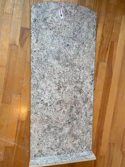 Laminate countertop slab/ Comptoir stratifié 10$, View more