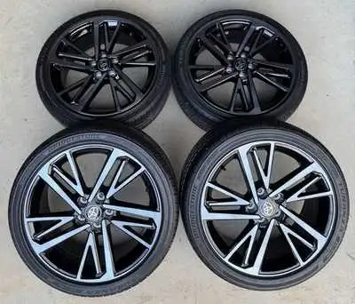 2025 Toyota Camry XSE OEM Rims & Tires Selling a complete set of genuine OEM 2025 Toyota Camry XSE r...