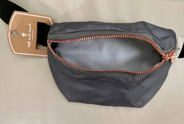 Brand New ***Oak and Reed*** Via Bum Bag in Women's - Bags & Wallets in City of Toronto - Image 3