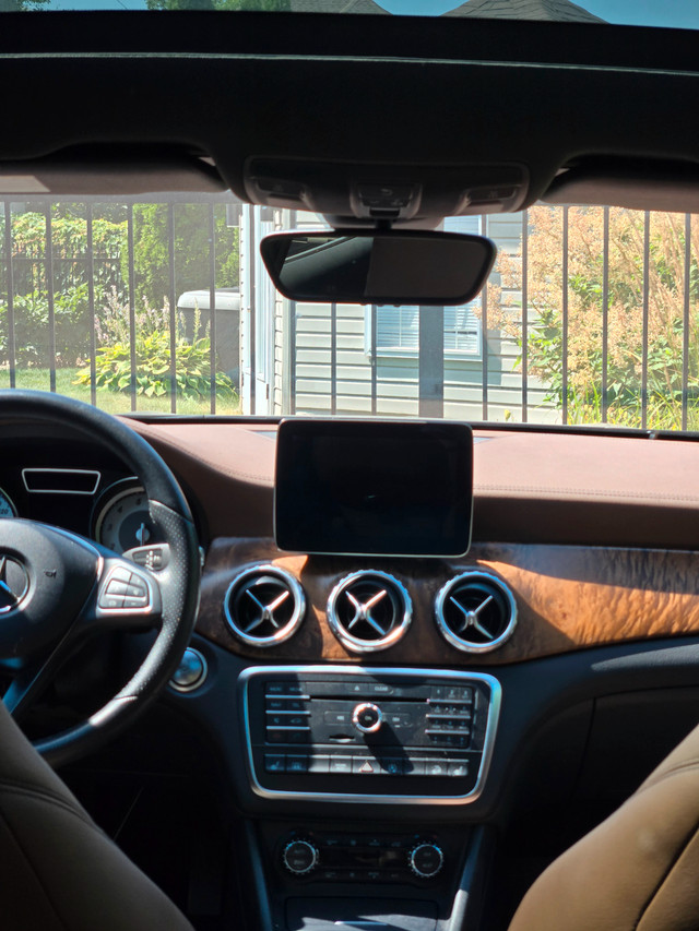 Mercedes GLA 250 4MATIC 2017 avec 98 964 km dans Autos et camions  à Longueuil/Rive Sud - Image 3