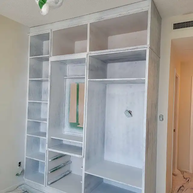 Cabinet painter available 24hrs to paint your house/Cabinets63234525354369121
