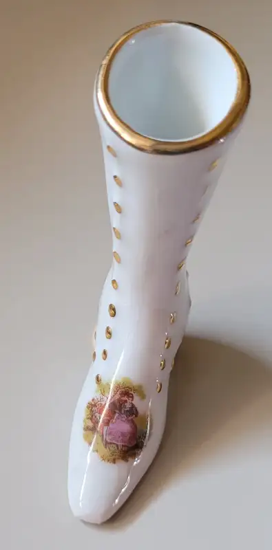 Vintage Limoges France Miniature White & Gold Porcelain Boot in Arts & Collectibles in Oshawa / Durham Region - Image 3