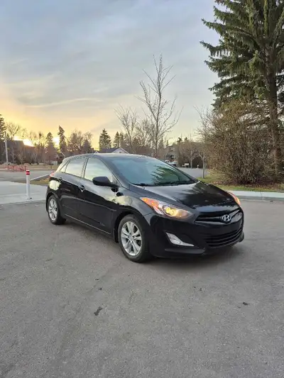 2013 Hyundai Elantra GT Manual Transmission 219800 KM Im the 2nd owner of the car, its been very wel...